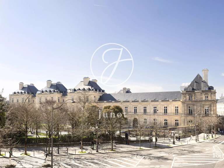 Appartement Paris 6e - 3 chambres - 184m²