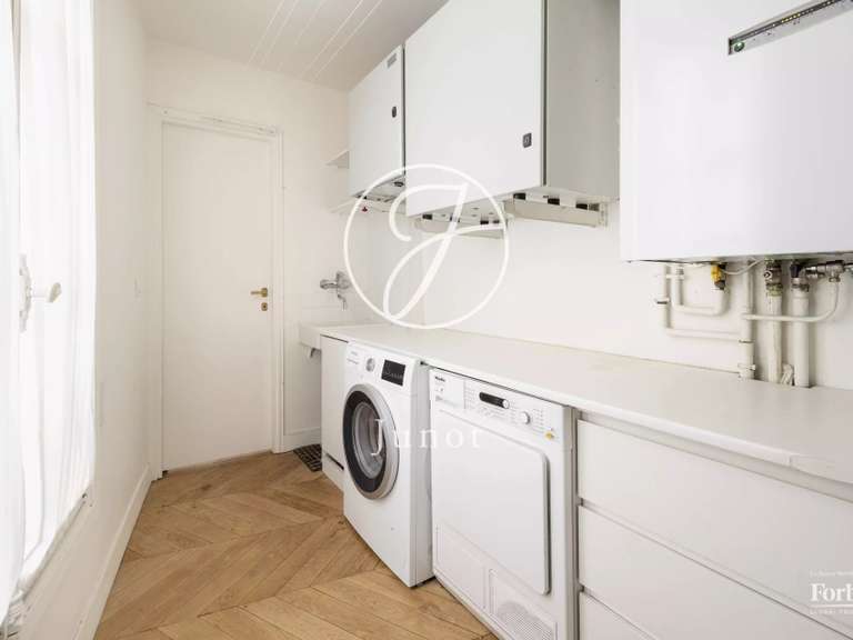 Appartement Paris 6e - 3 chambres - 184m²