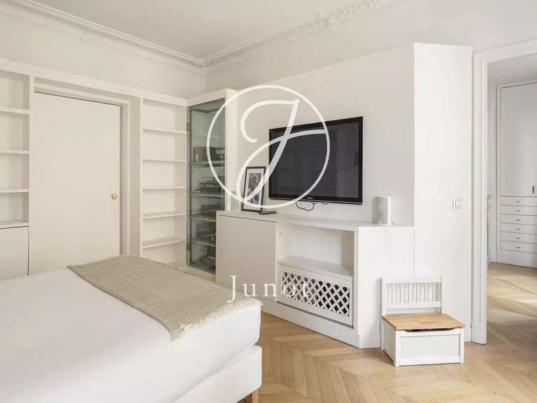Appartement Paris 6e - 3 chambres - 184m²