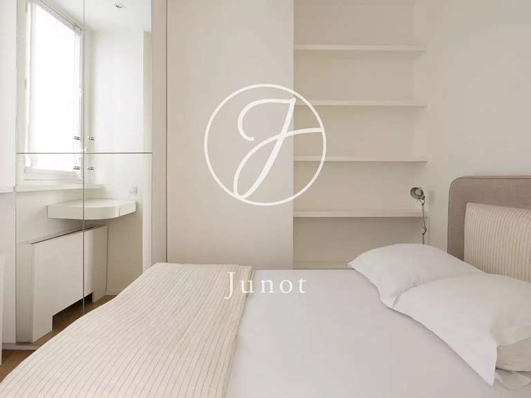 Appartement Paris 6e - 3 chambres - 184m²