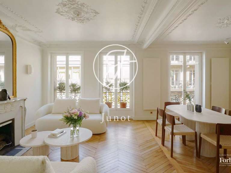 Appartement Paris 6e - 2 chambres - 83m²