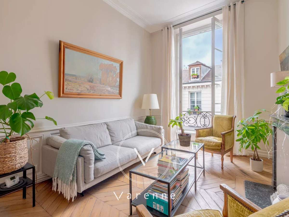 Apartment Paris 6e