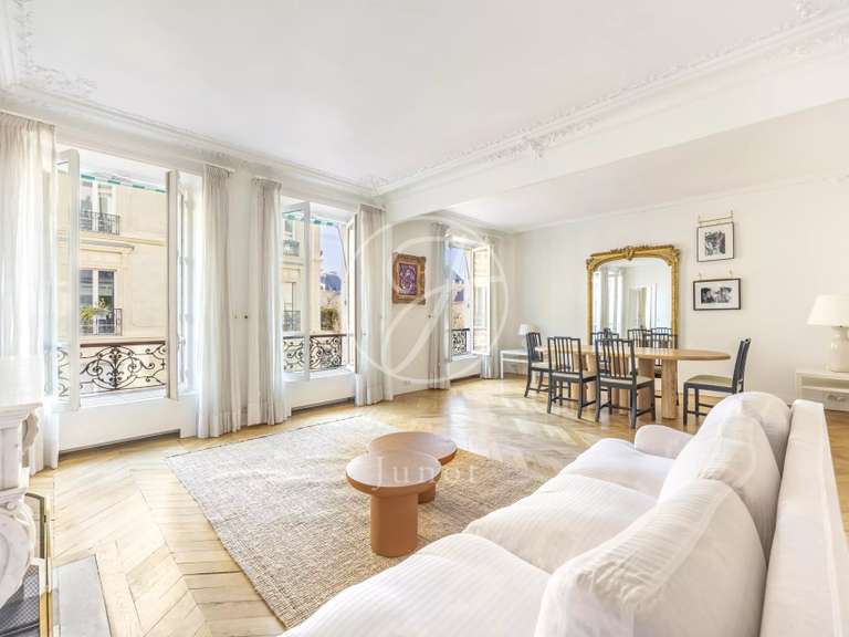 Appartement Paris 6e - 32 chambres - 230m²