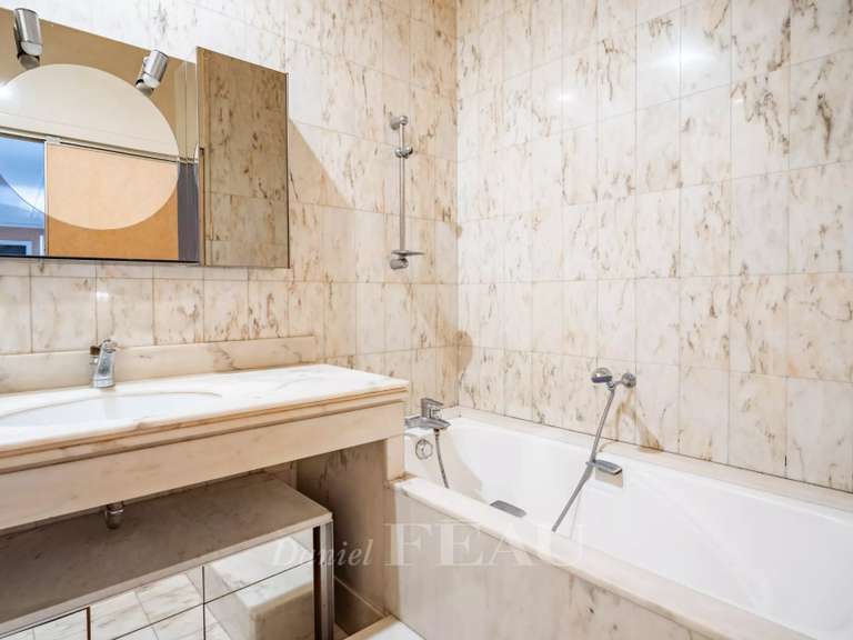 Appartement Paris 6e - 3 chambres - 116m²