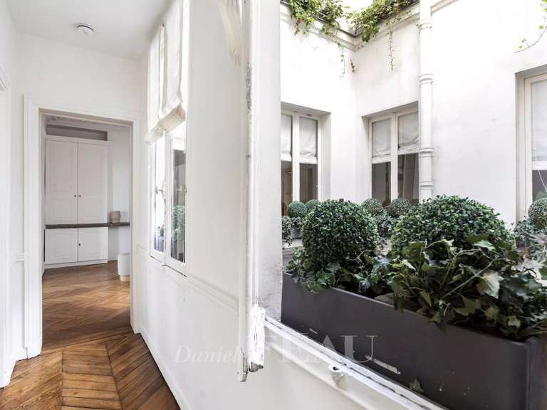 Appartement Paris 6e - 3 chambres - 165m²