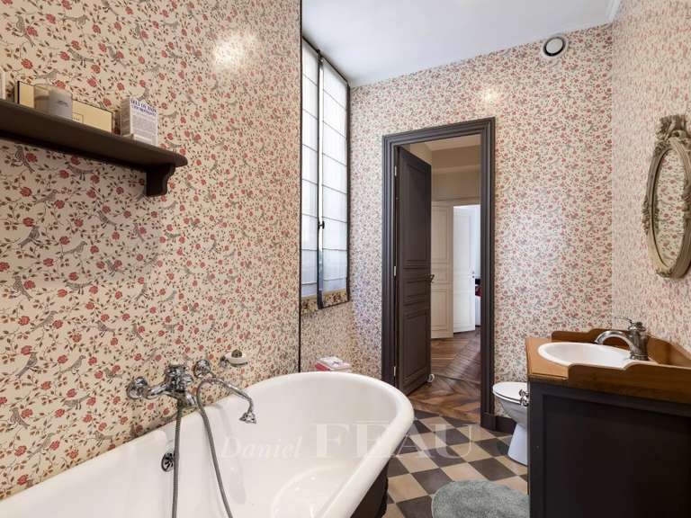 Appartement Paris 6e - 3 chambres - 165m²