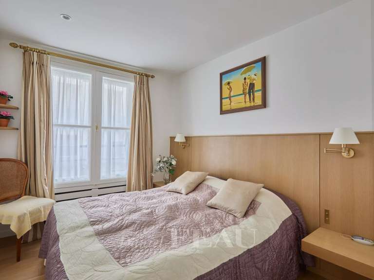 Appartement Paris 6e - 2 chambres - 66m²
