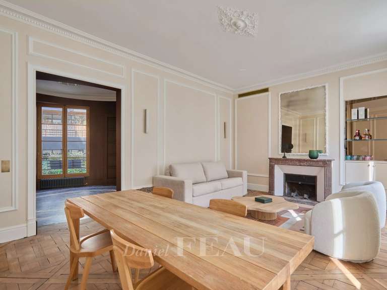 Appartement Paris 6e - 2 chambres - 94m²