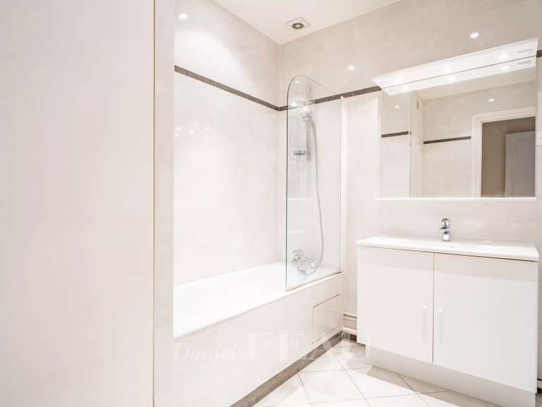 Appartement Paris 6e - 3 chambres - 103m²