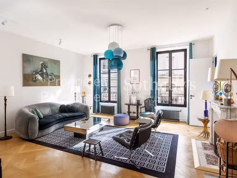 Appartement Paris 6e - 4 chambres - 170m²