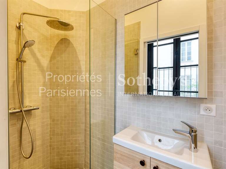 Appartement Paris 6e - 4 chambres - 170m²