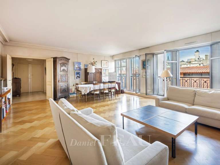 Appartement Paris 6e - 2 chambres - 112m²