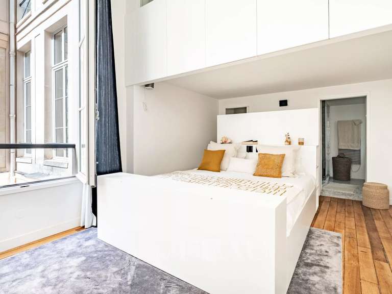 Appartement Paris 6e - 2 chambres - 84m²