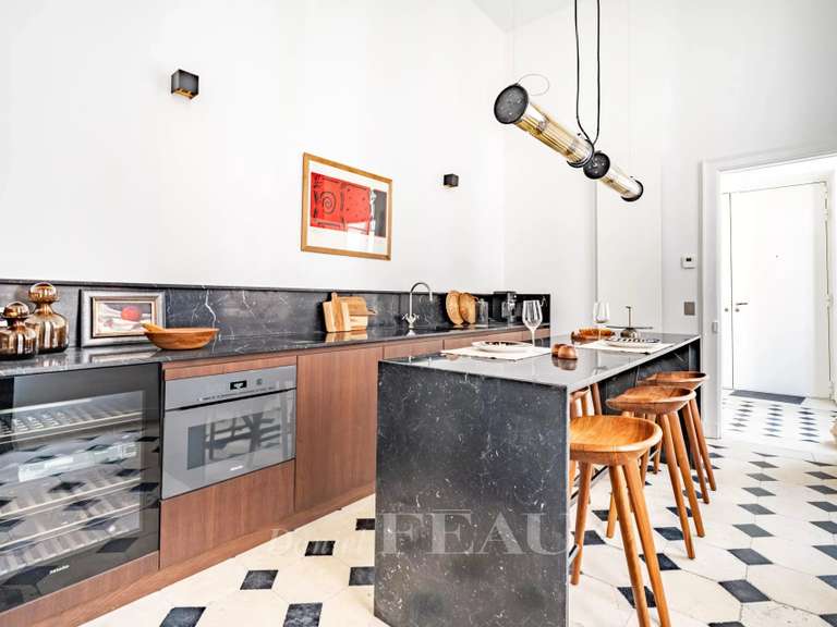 Appartement Paris 6e - 2 chambres - 84m²