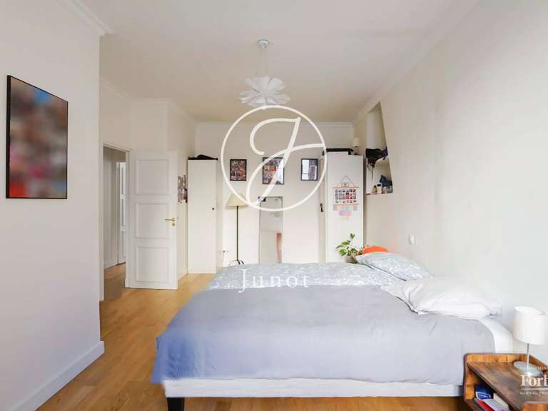 Appartement Paris 6e - 3 chambres - 141m²
