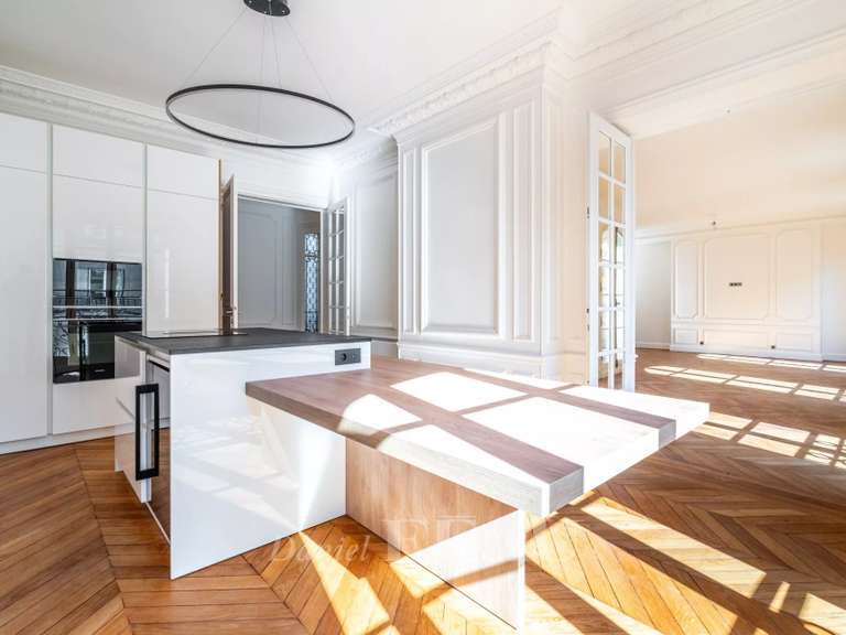 Appartement Paris 6e - 4 chambres - 185m²