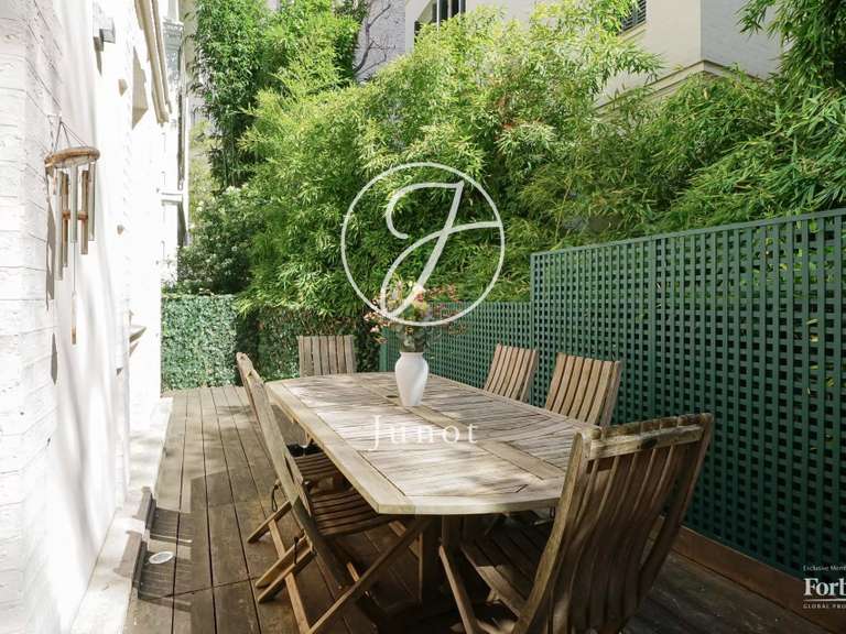 Appartement Paris 6e - 5 chambres - 183m²