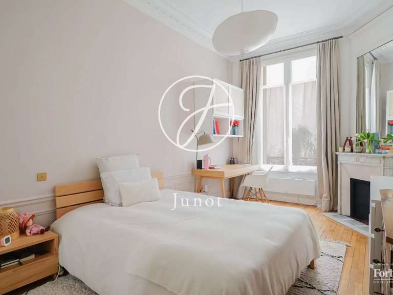 Appartement Paris 6e - 4 chambres - 198m²