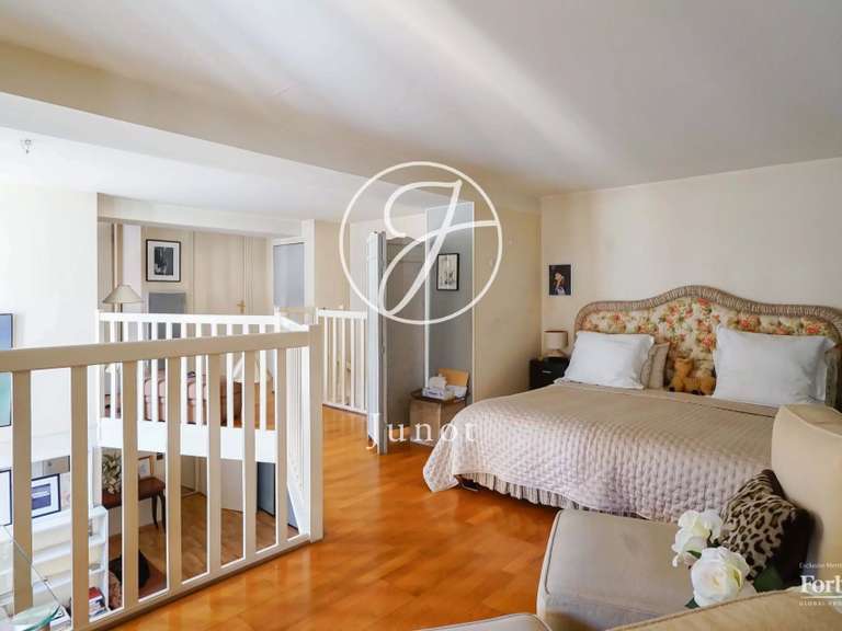 Appartement Paris 6e - 2 chambres - 90m²