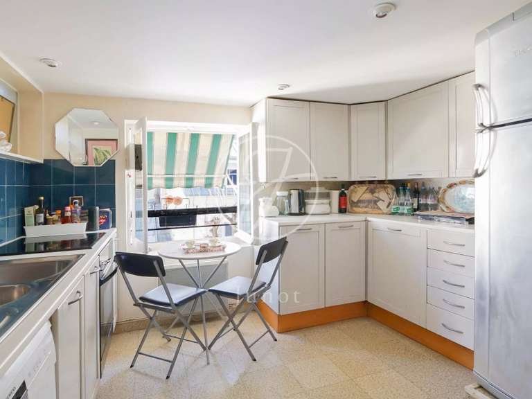 Appartement Paris 6e - 2 chambres - 90m²