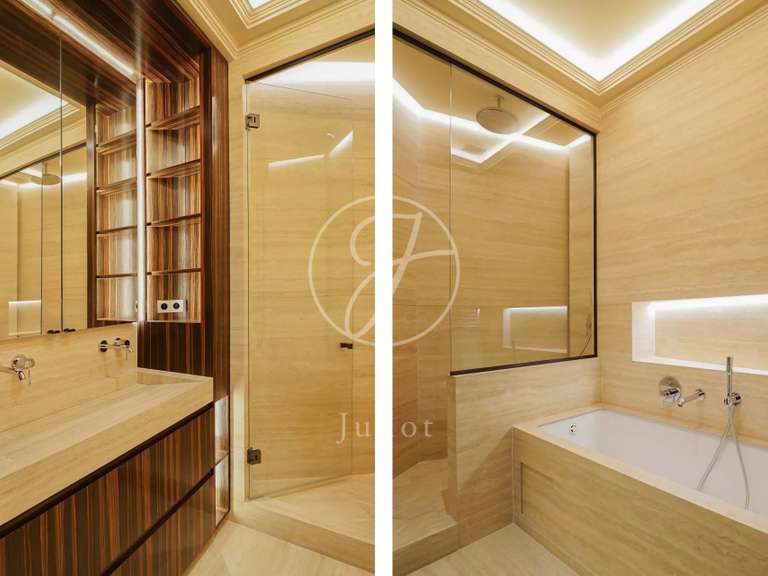 Appartement Paris 6e - 3 chambres - 130m²