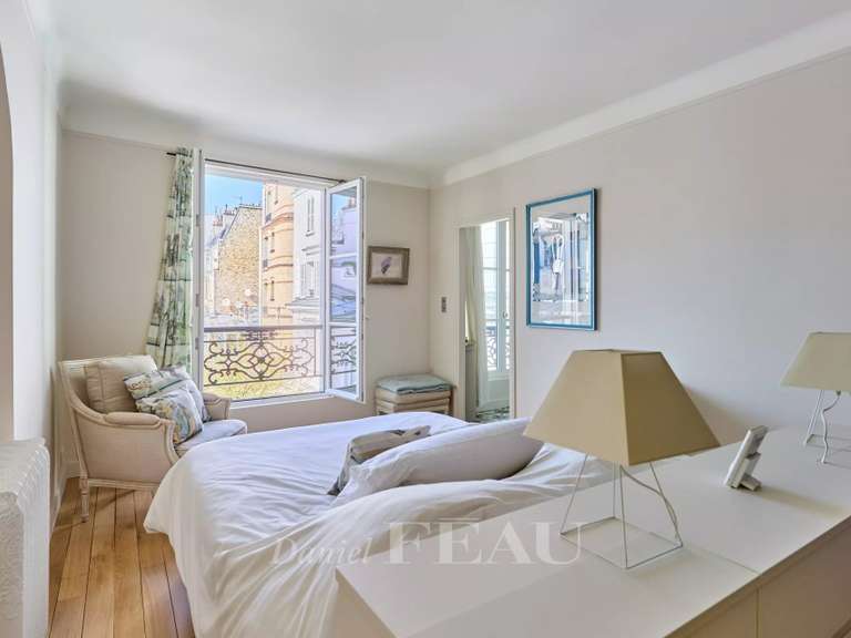 Appartement Paris 6e - 2 chambres - 100m²