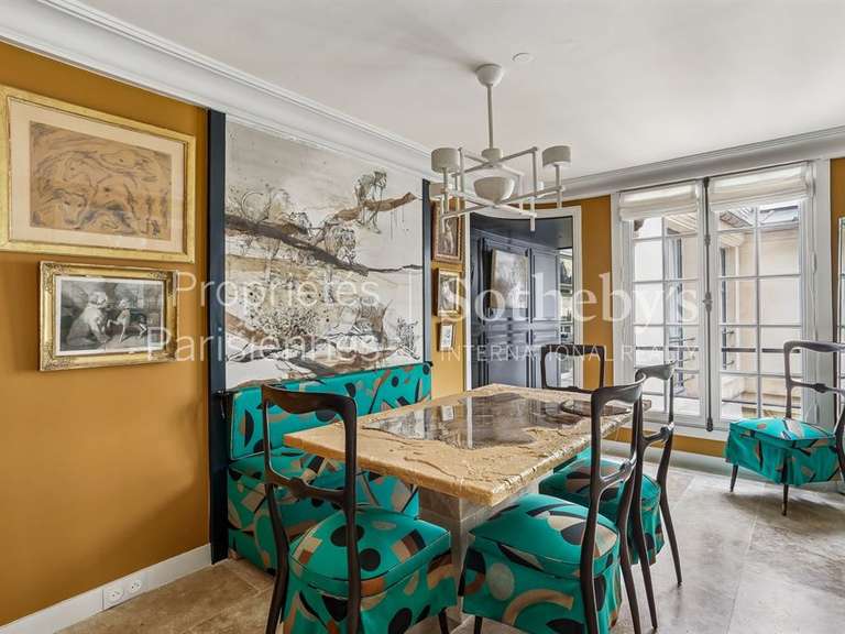 Appartement Paris 6e - 3 chambres - 150m²