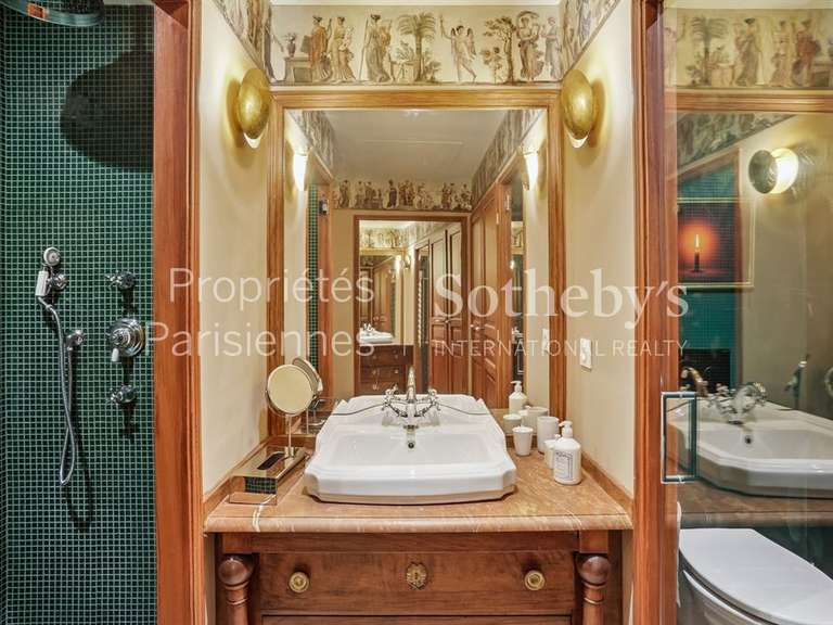 Appartement Paris 6e - 3 chambres - 150m²