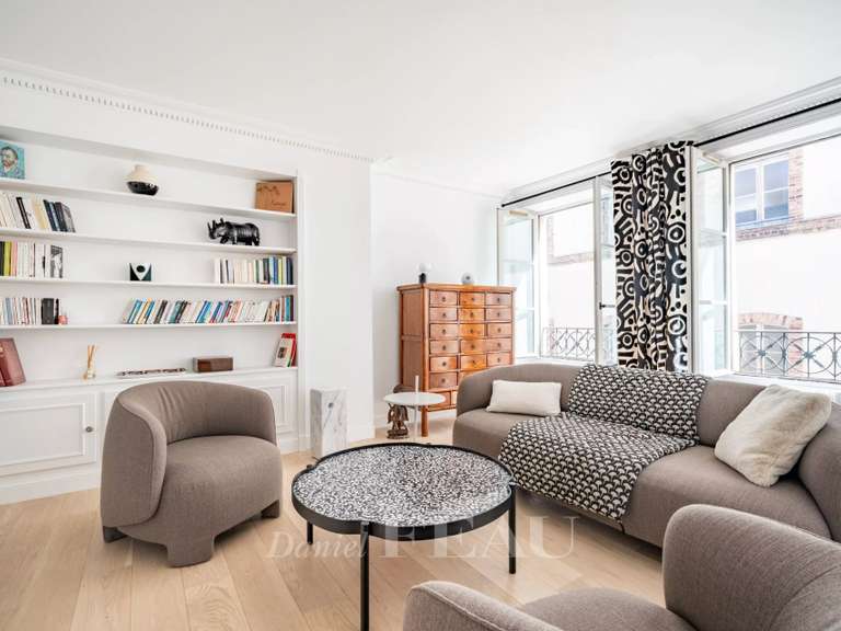 Appartement Paris 6e - 2 chambres - 67m²
