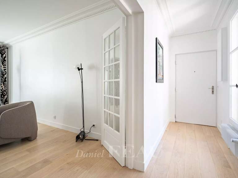 Appartement Paris 6e - 2 chambres - 67m²