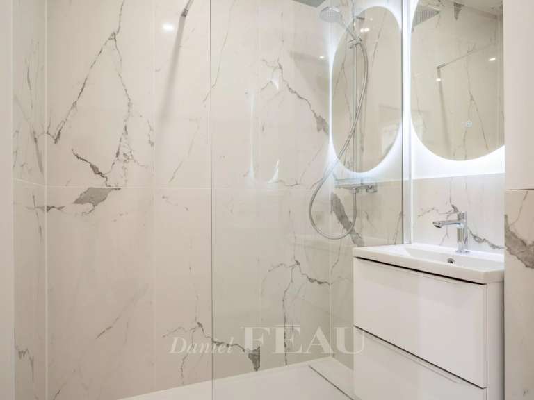 Appartement Paris 6e - 2 chambres - 62m²