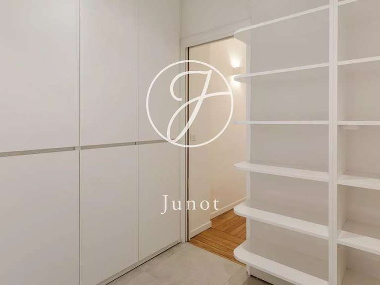 Appartement Paris 6e - 3 chambres - 156m²