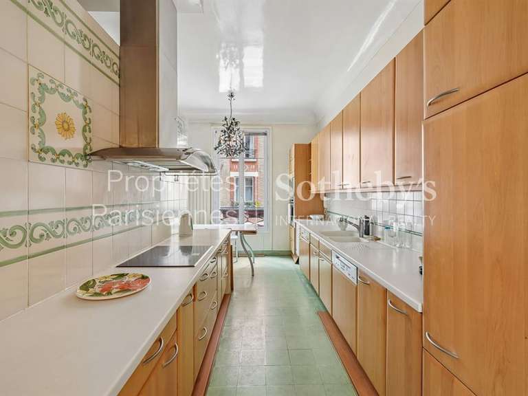 Apartment Paris 6e - 4 bedrooms - 166m²
