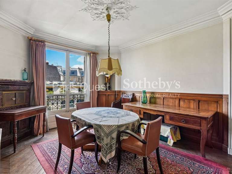 Appartement Paris 6e - 2 chambres - 84m²
