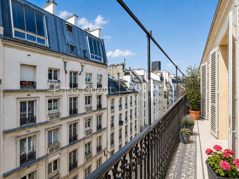 Appartement Paris 6e - 2 chambres - 84m²