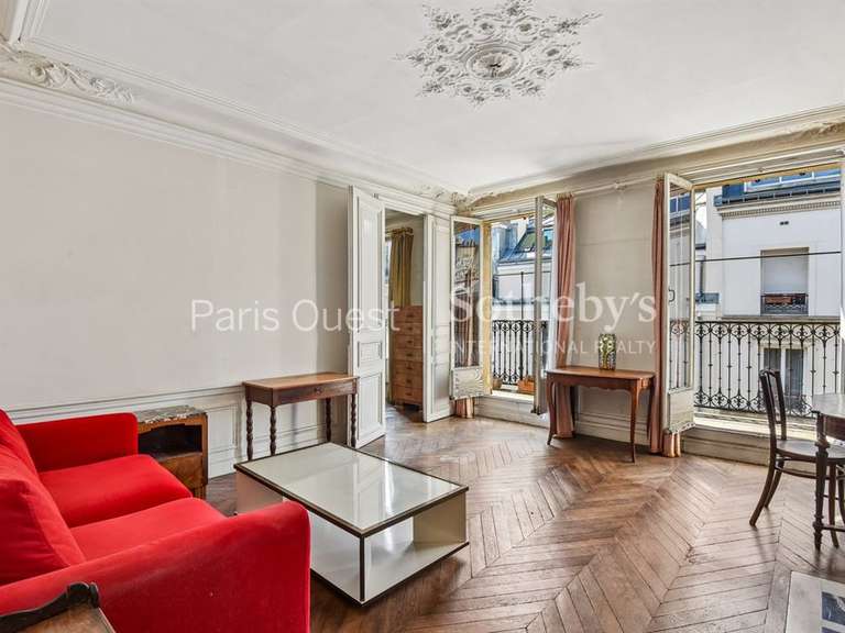 Appartement Paris 6e - 2 chambres - 84m²