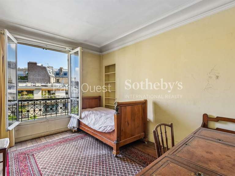 Appartement Paris 6e - 2 chambres - 84m²