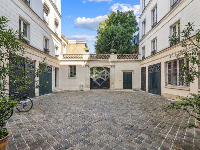 Appartement Paris 6e - 2 chambres - 112m²