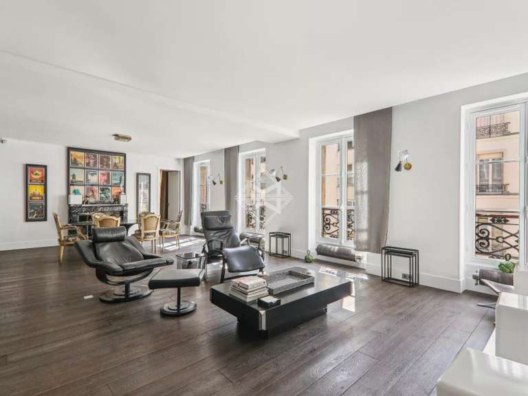 Appartement Paris 6e - 2 chambres - 112m²