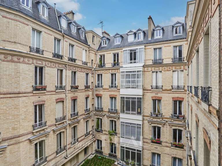 Appartement Paris 6e - 4 chambres - 240m²