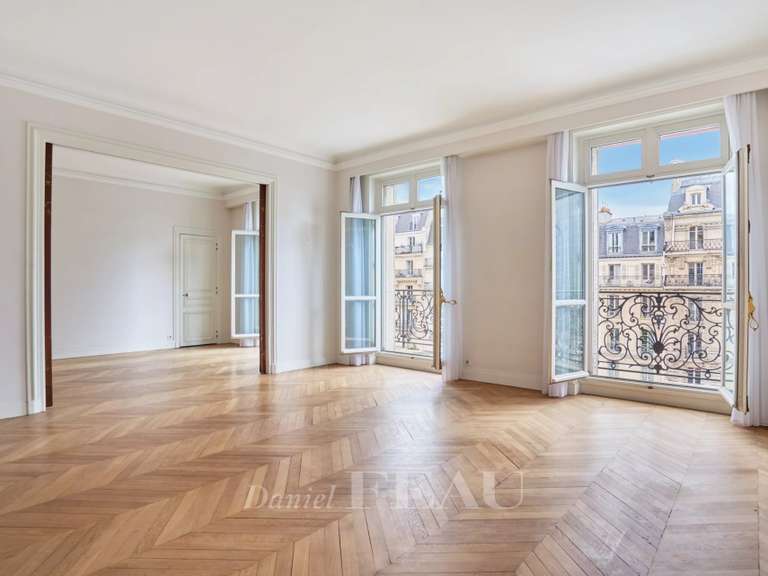 Appartement Paris 6e - 4 chambres - 240m²