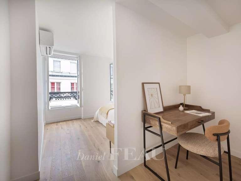 Appartement Paris 6e - 3 chambres - 104m²