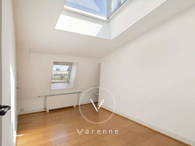 Appartement Paris 6e - 4 chambres - 181m²