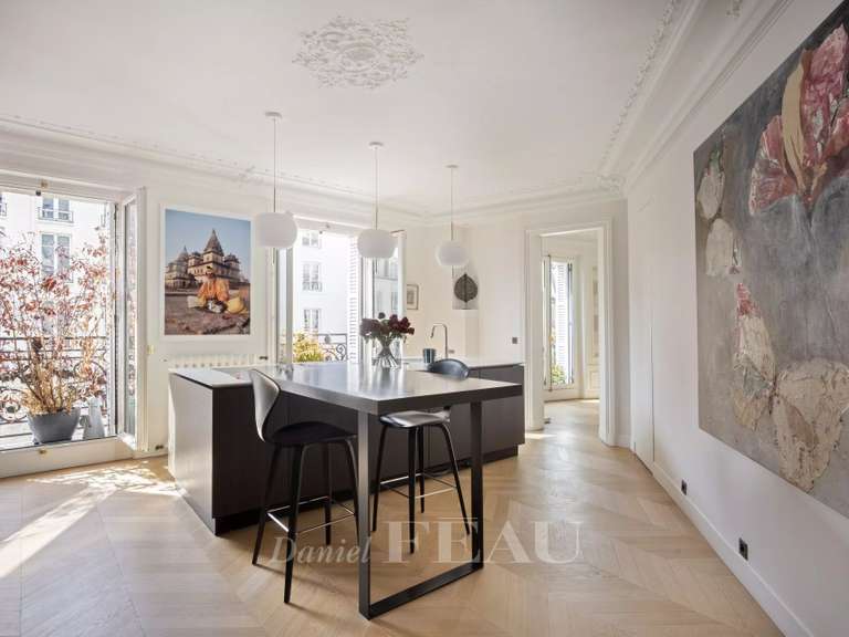 Appartement Paris 6e - 2 chambres - 130m²