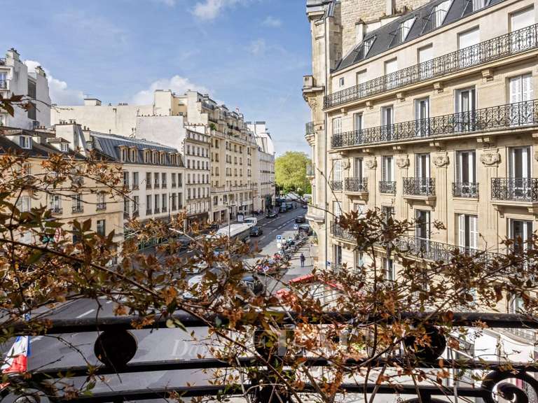 Appartement Paris 6e - 2 chambres - 130m²