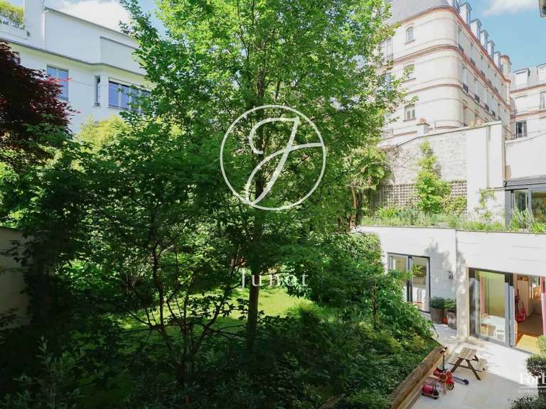 Appartement Paris 6e - 7 chambres - 371m²