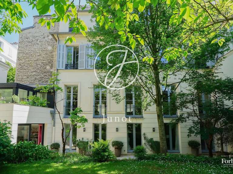 Appartement Paris 6e - 7 chambres - 371m²