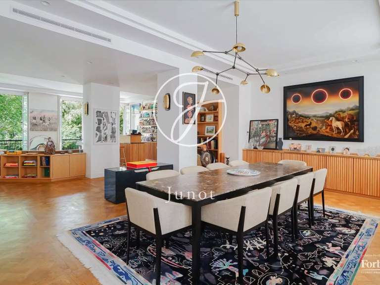 Appartement Paris 6e - 7 chambres - 371m²