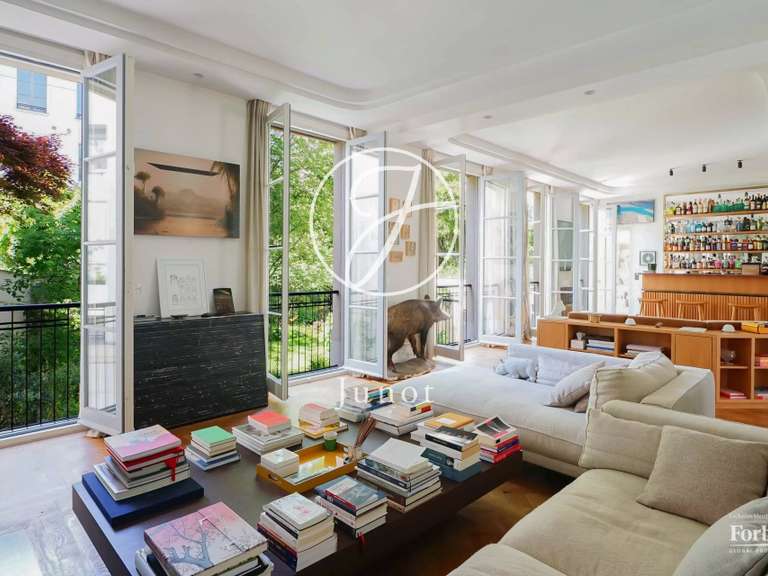 Appartement Paris 6e - 7 chambres - 371m²
