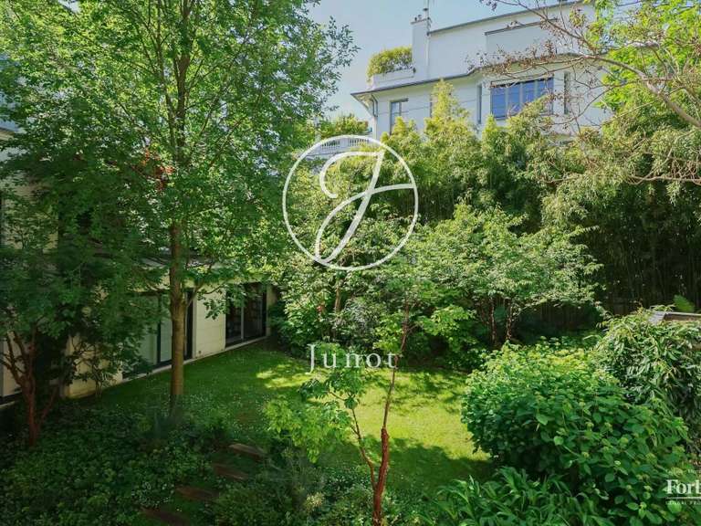 Appartement Paris 6e - 7 chambres - 371m²